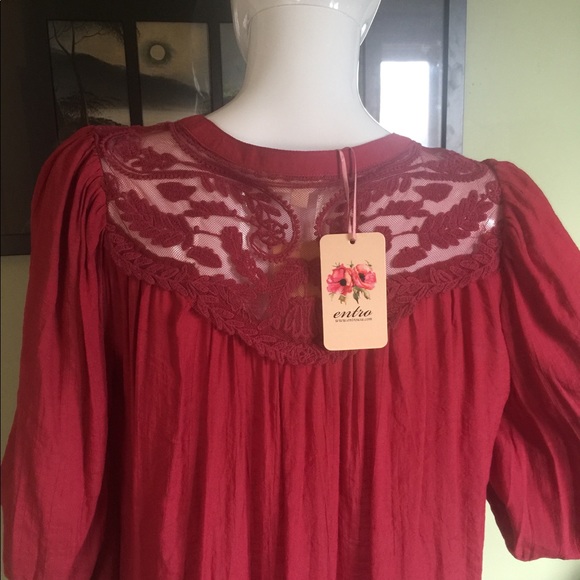 NWT Beautiful Lacy Blouse - Picture 4 of 5